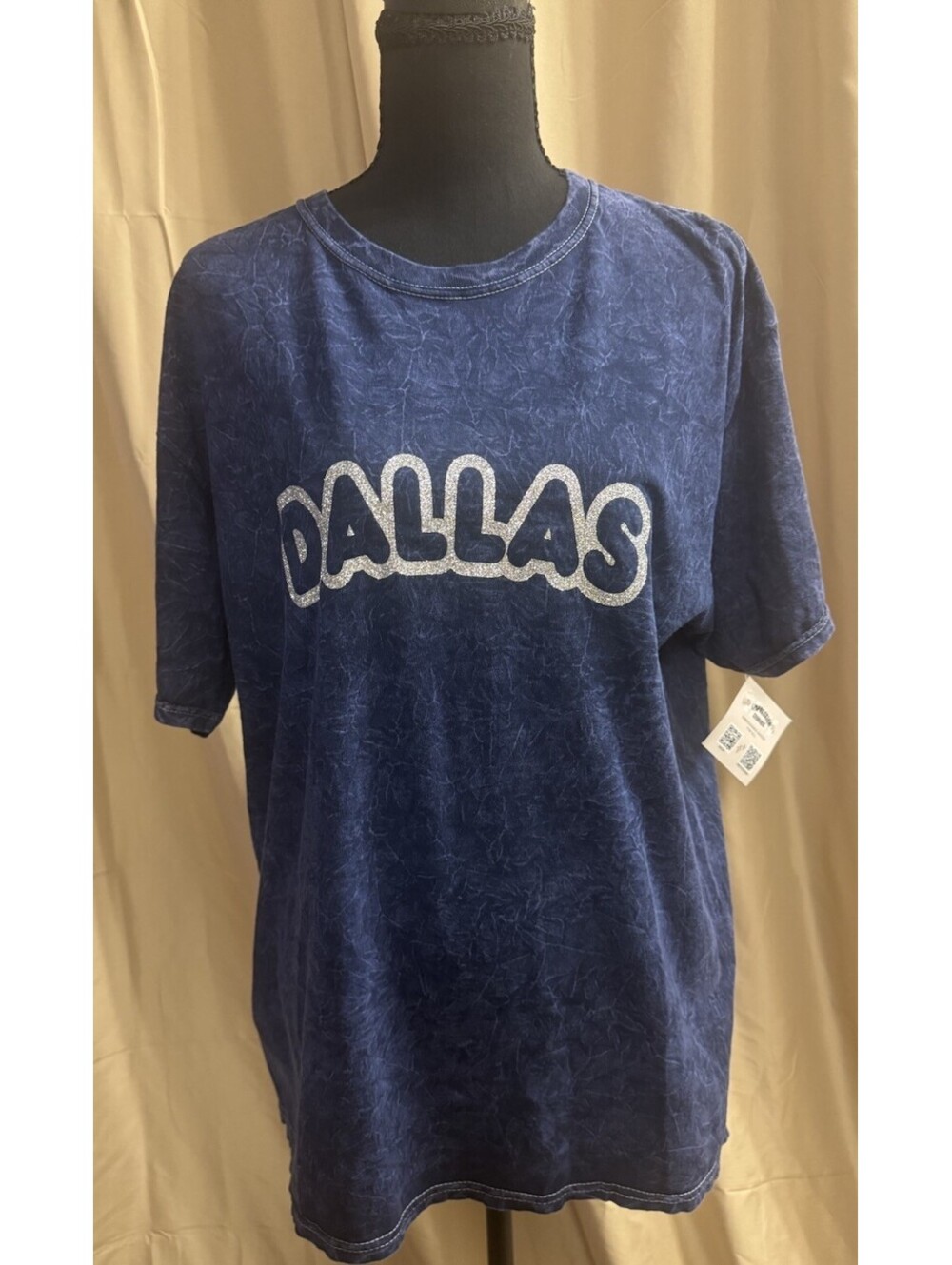 Dallas Mineral Wash Glitter Graphic T-Shirt – Size Large – NWT - Picture 2 of 6